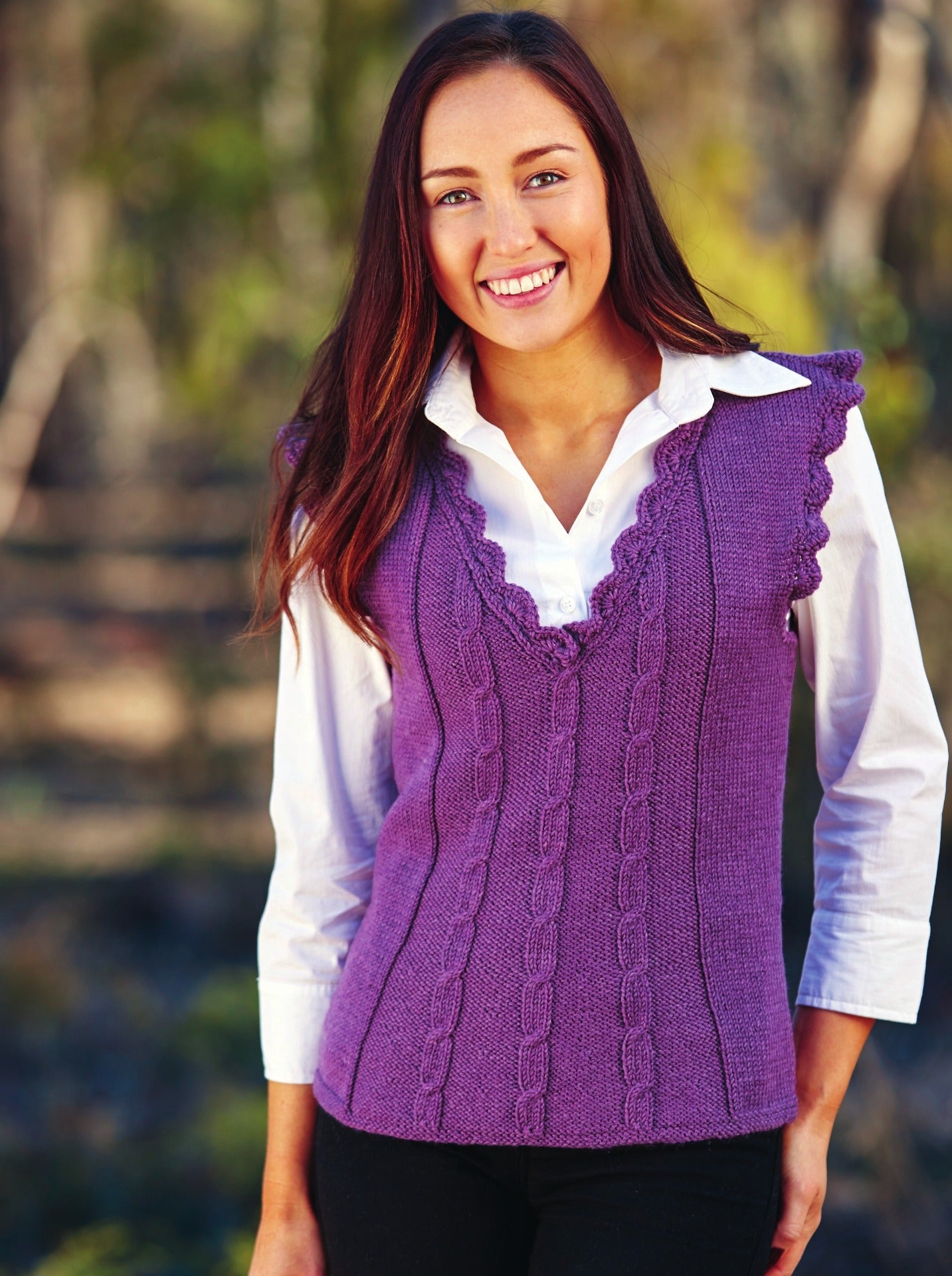 PT 8409 - Vest with cables and crochet neck - Knitting Pattern