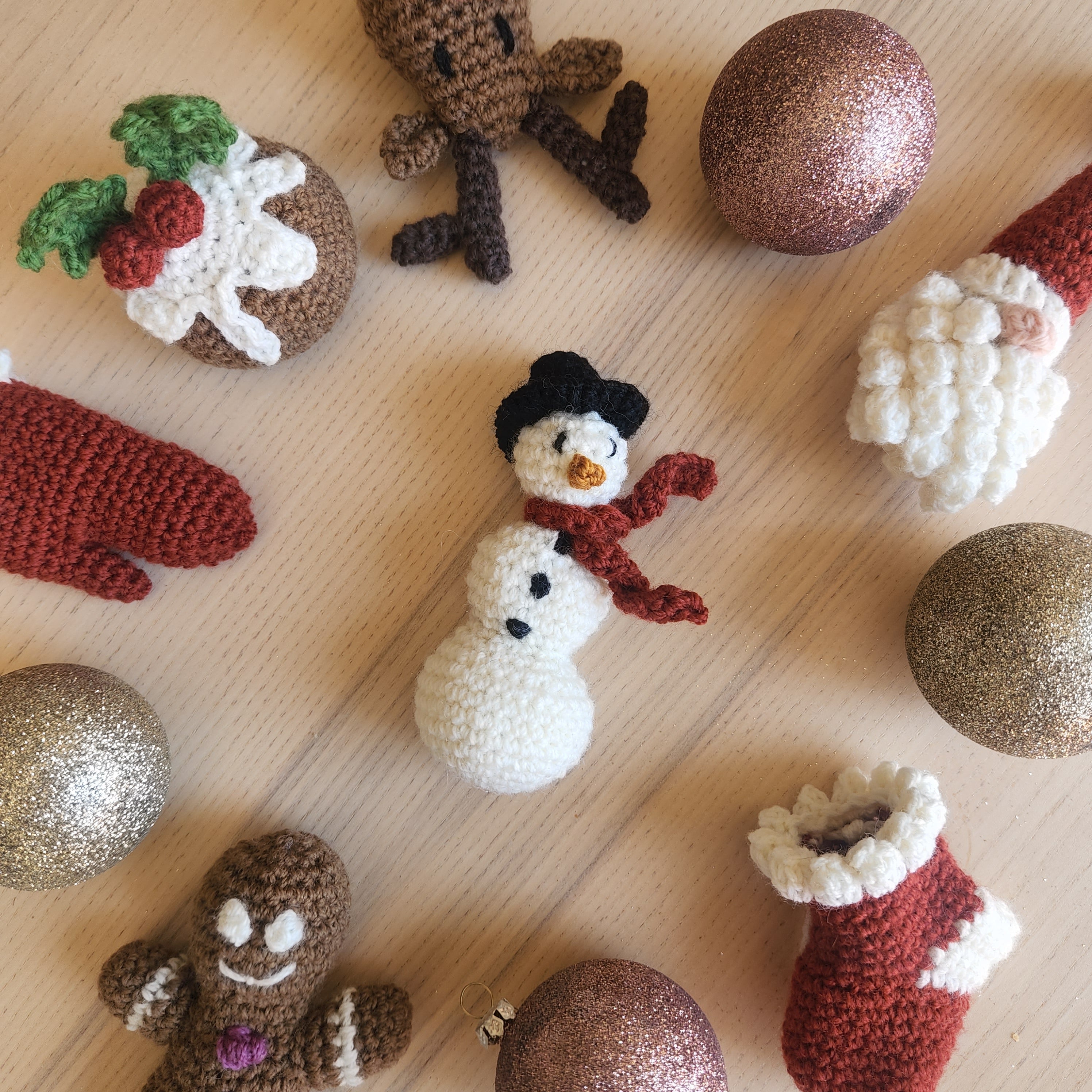 Christmas Decorations Classic Collection PDF