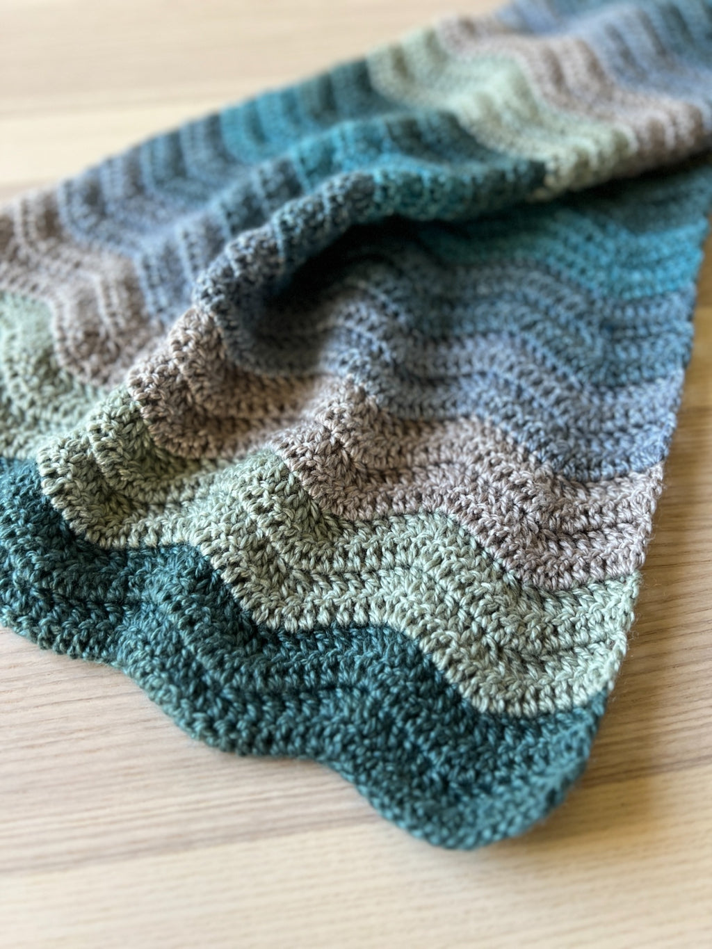 Crochet Ripple Blanket - Free Crochet Pattern