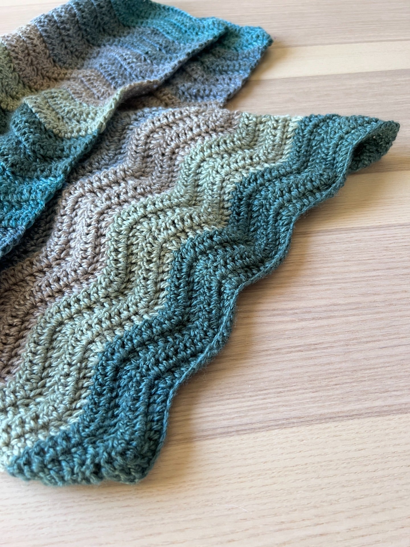 Crochet Ripple Blanket - Free Crochet Pattern