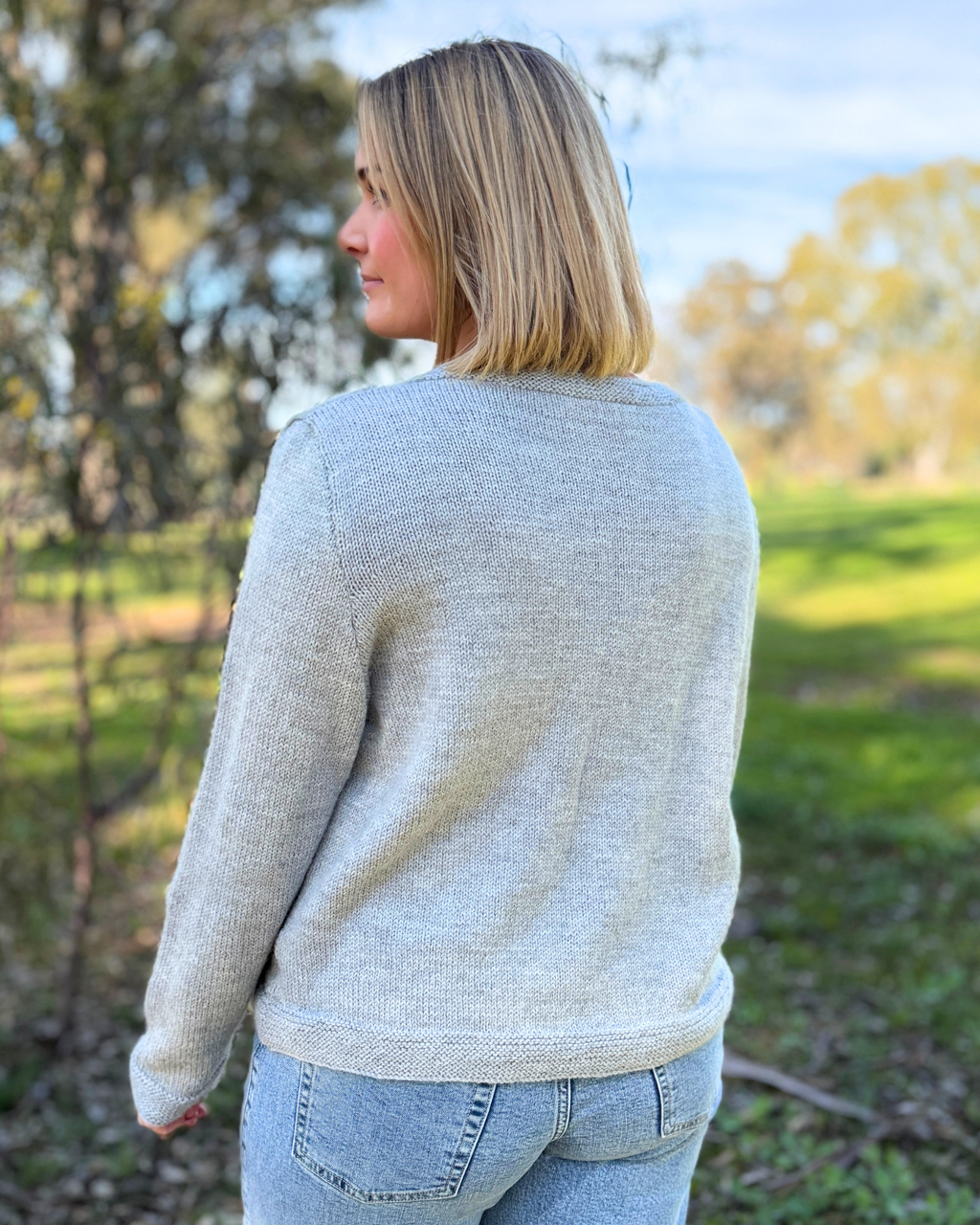 PT 8570 - Jumper with Lace Patterned Front - Knitting Pattern
