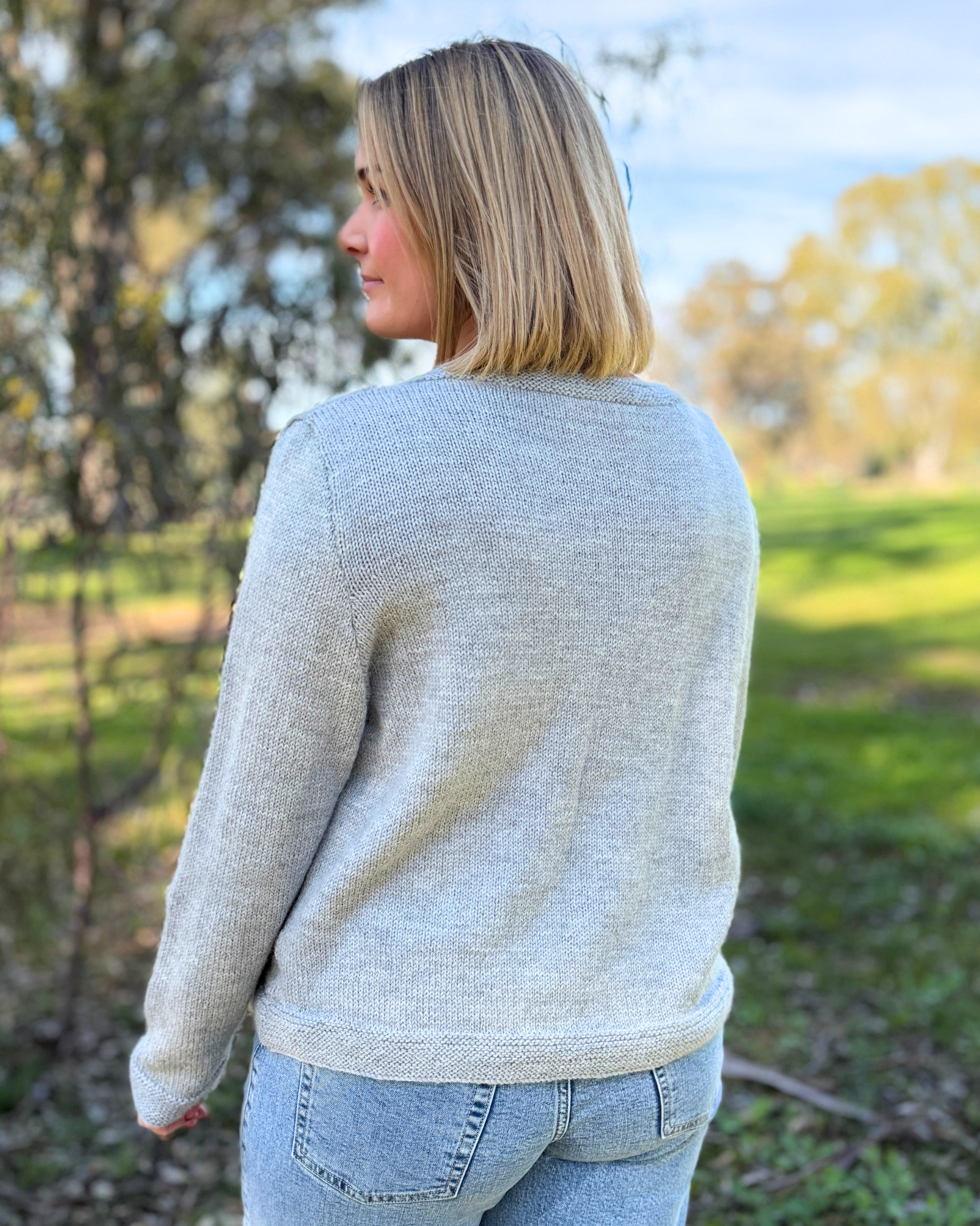 PT 8570 - Jumper with Lace Patterned Front - Knitting Pattern