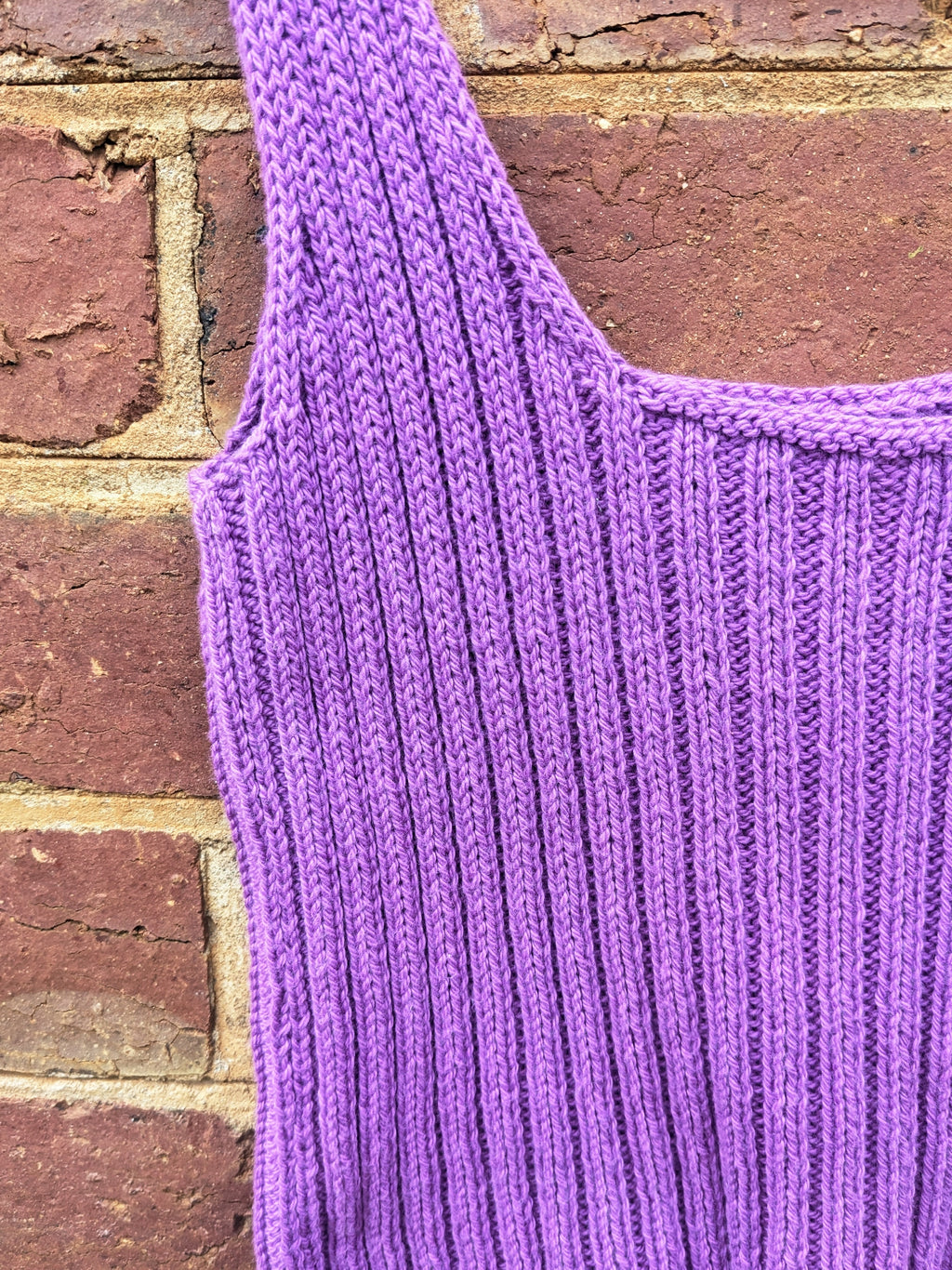 PT 8637 4 or 8 ply Women's Basic Ribbed Tank - Knitting Pattern