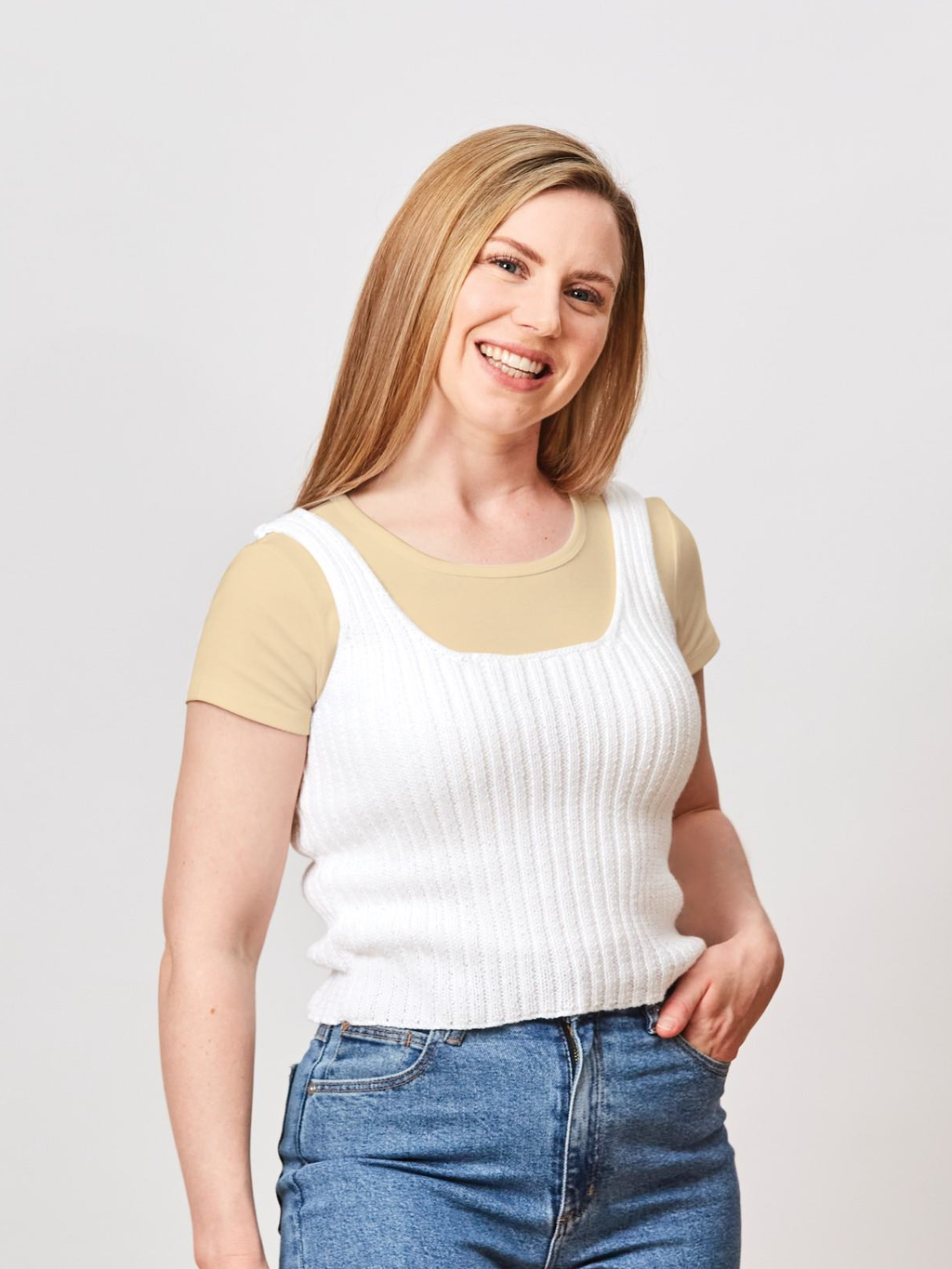 PT 8637 4 or 8 ply Women's Basic Ribbed Tank - Knitting Pattern