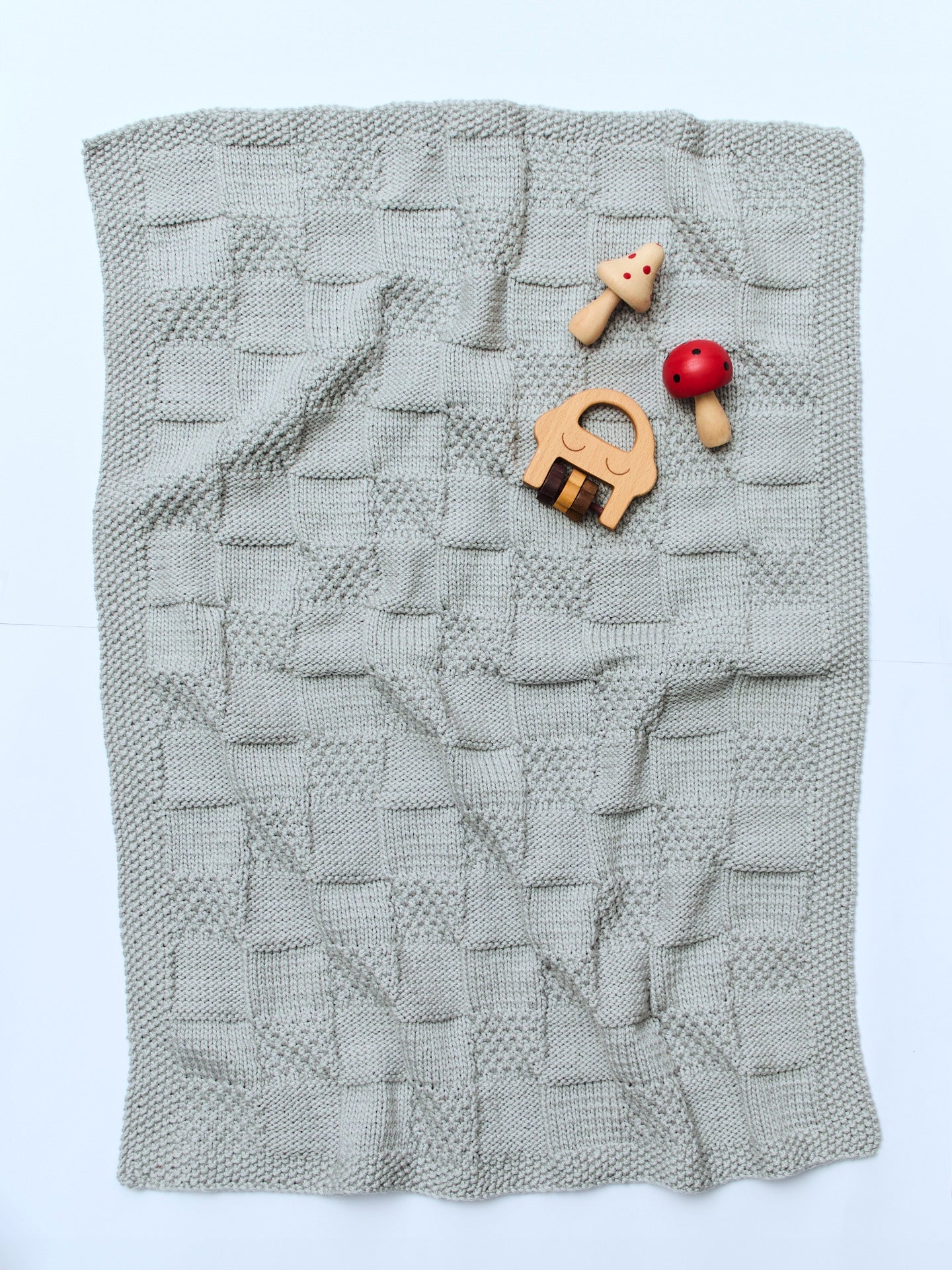 PT 8666 Checkerboard Baby Blanket - Knitting or Crochet Pattern