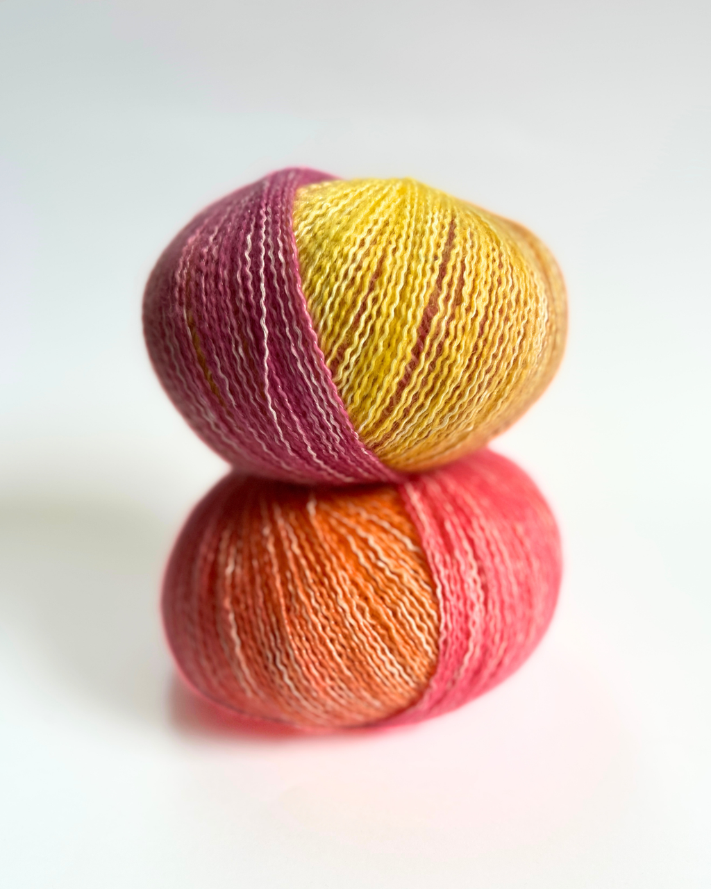 Iridescence 8 ply