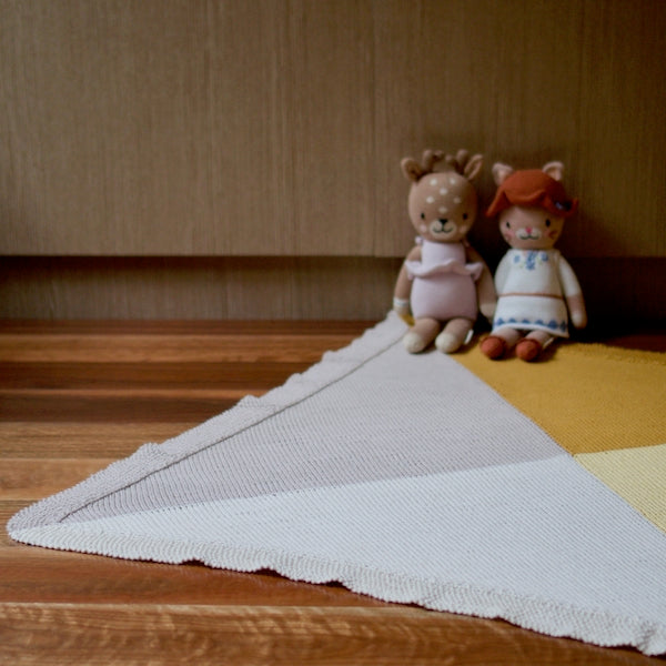 Four Way Stop Blanket PDF