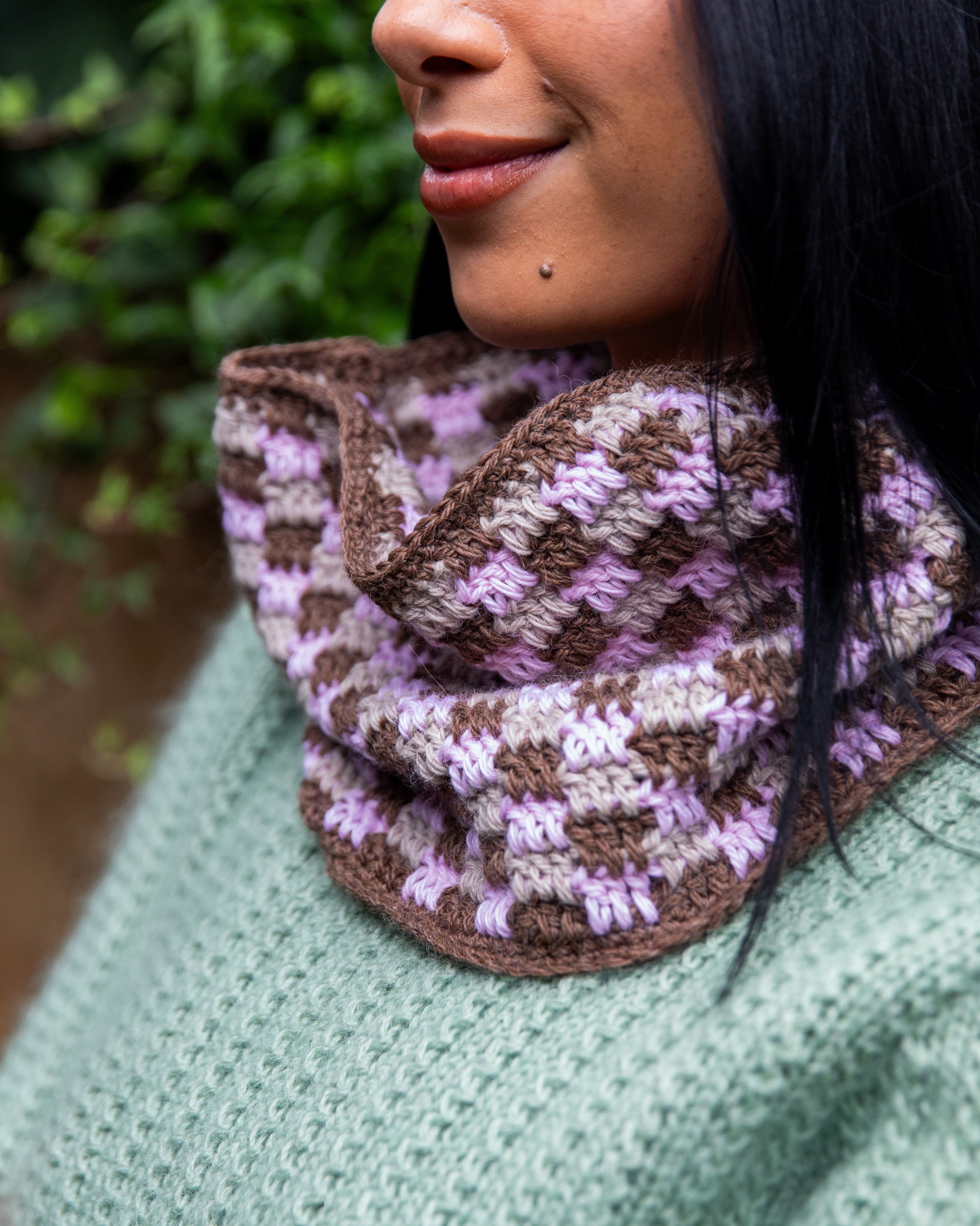 Checkerboard Cowl - Free Crochet Pattern