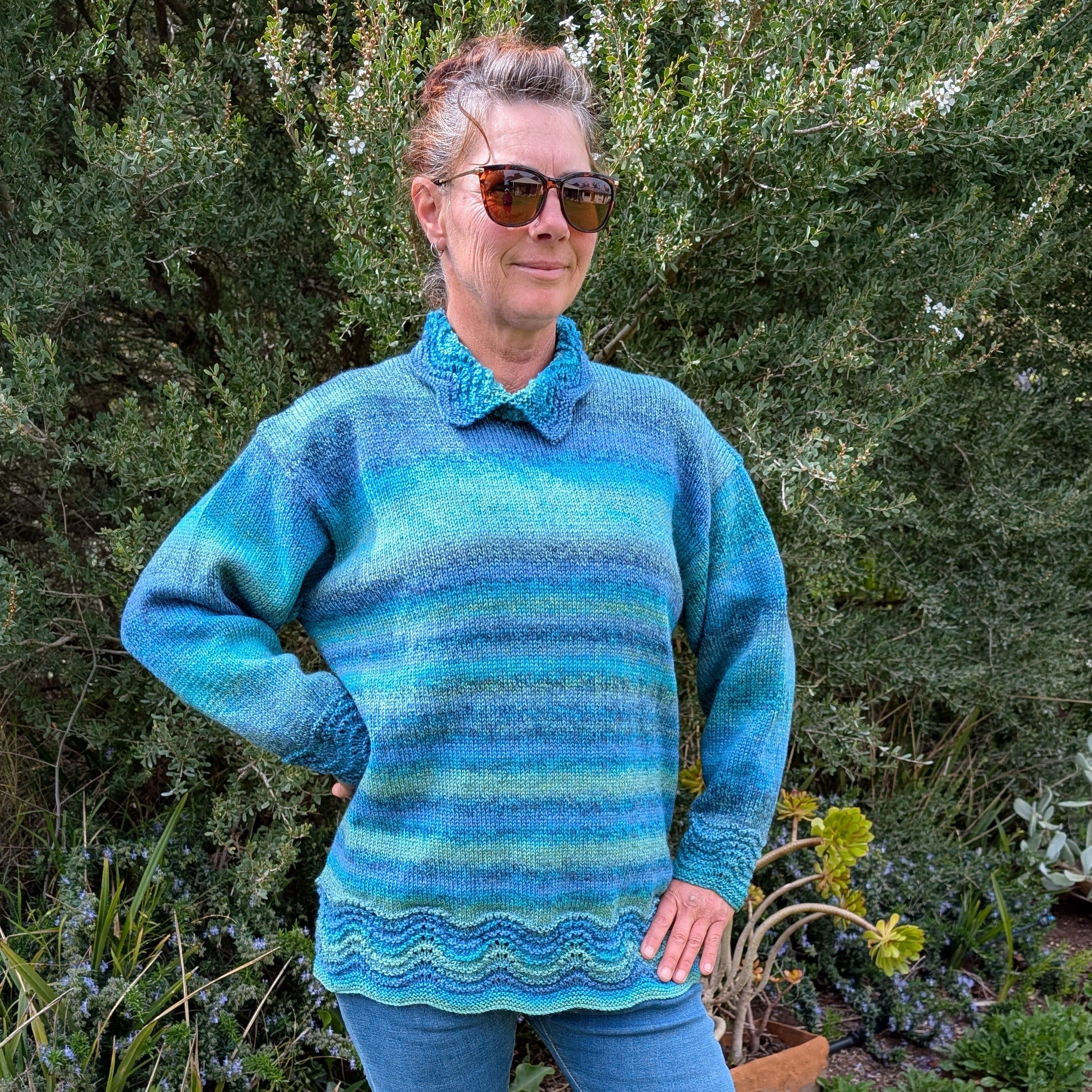 Lady's Tunic with Lace Edging PDF