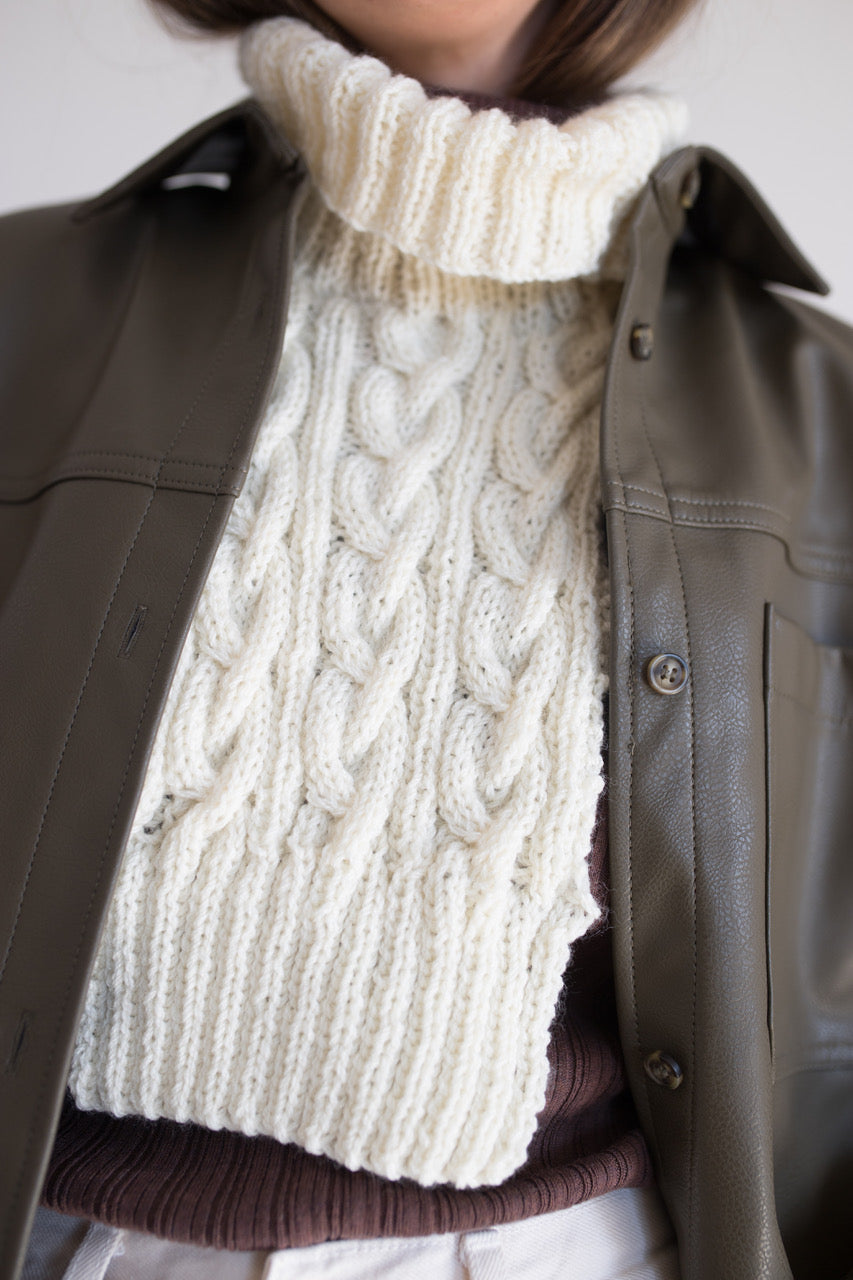 Izzy Lou Cabled Scarf PDF