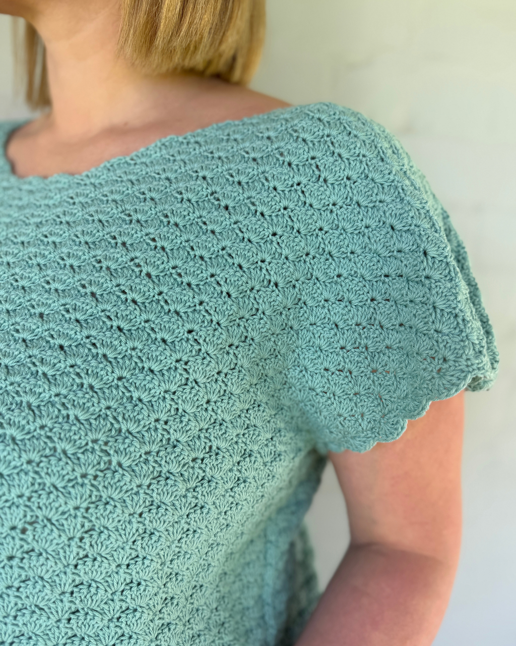 The Mira Top - Women's Crochet Pattern | PT 8756