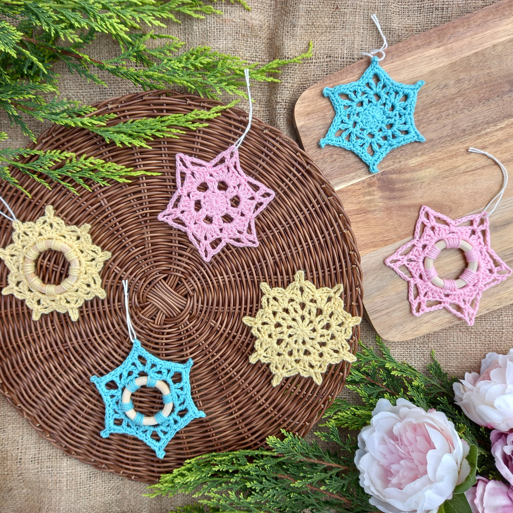Sweet Snowflakes Ornaments PDF