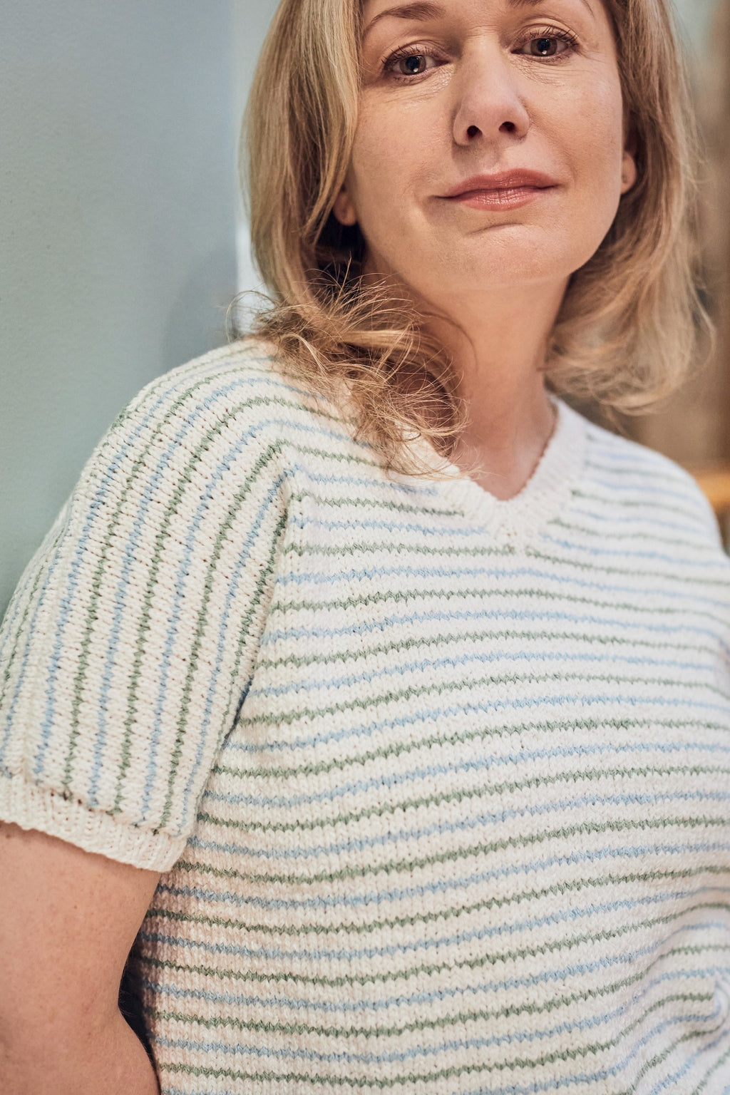 The Mary V-Neck Tee - Adult Knitting Pattern | PT 8689