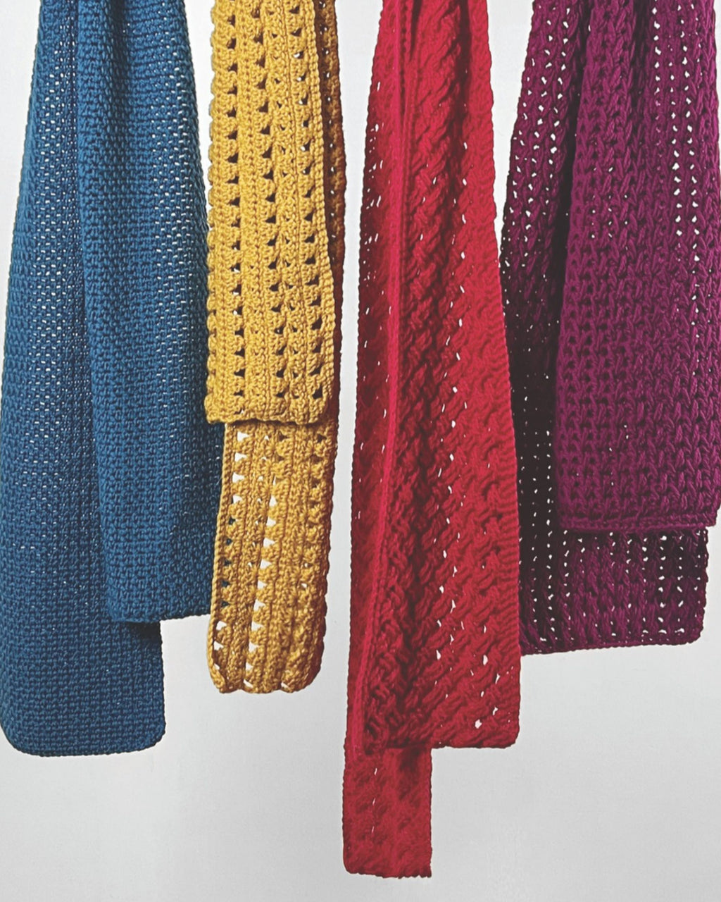 PT 8635 Scarves - Crochet Pattern