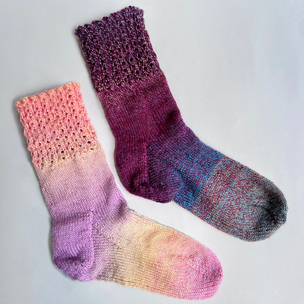 Ladies Lace Top Socks - Free Knitting Pattern