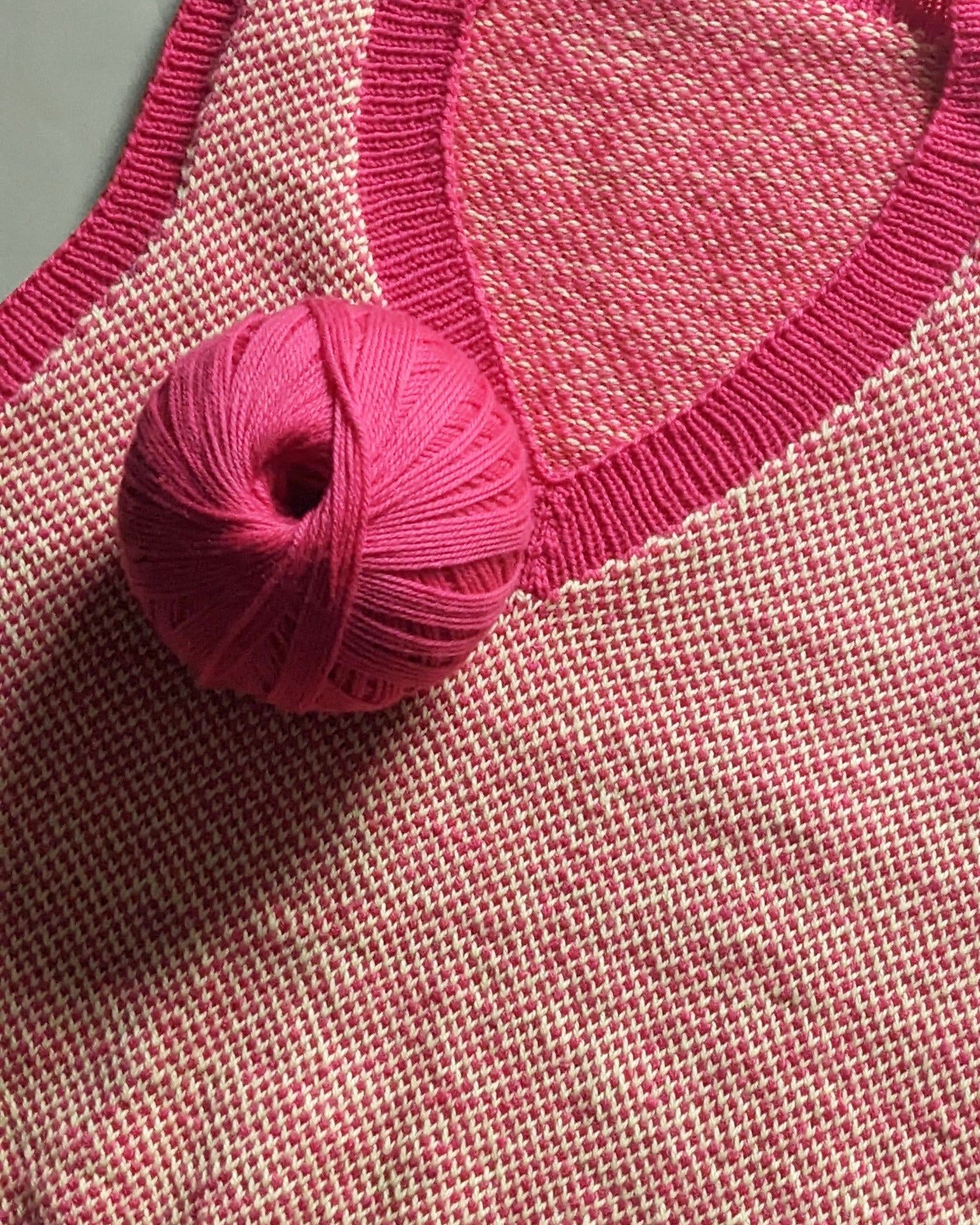 The Ruby Vest - Adults Knitting Pattern | PT 8685