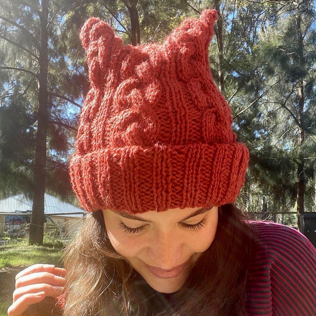 Izzy Lou Cabled PussyHat/beanie & Mittens PDF