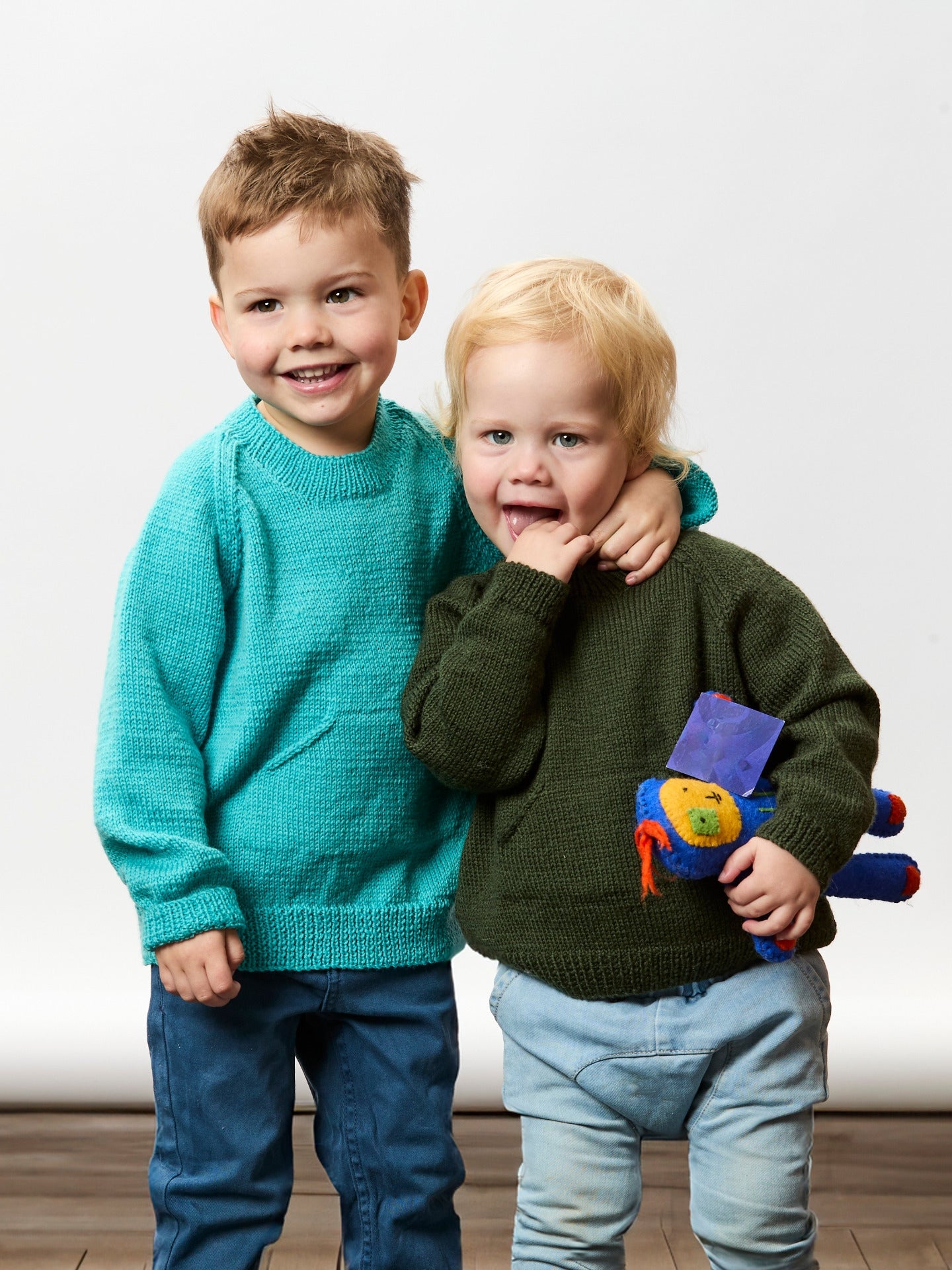 The Macinley Jumper - Kids Knitting Pattern | PT 8686
