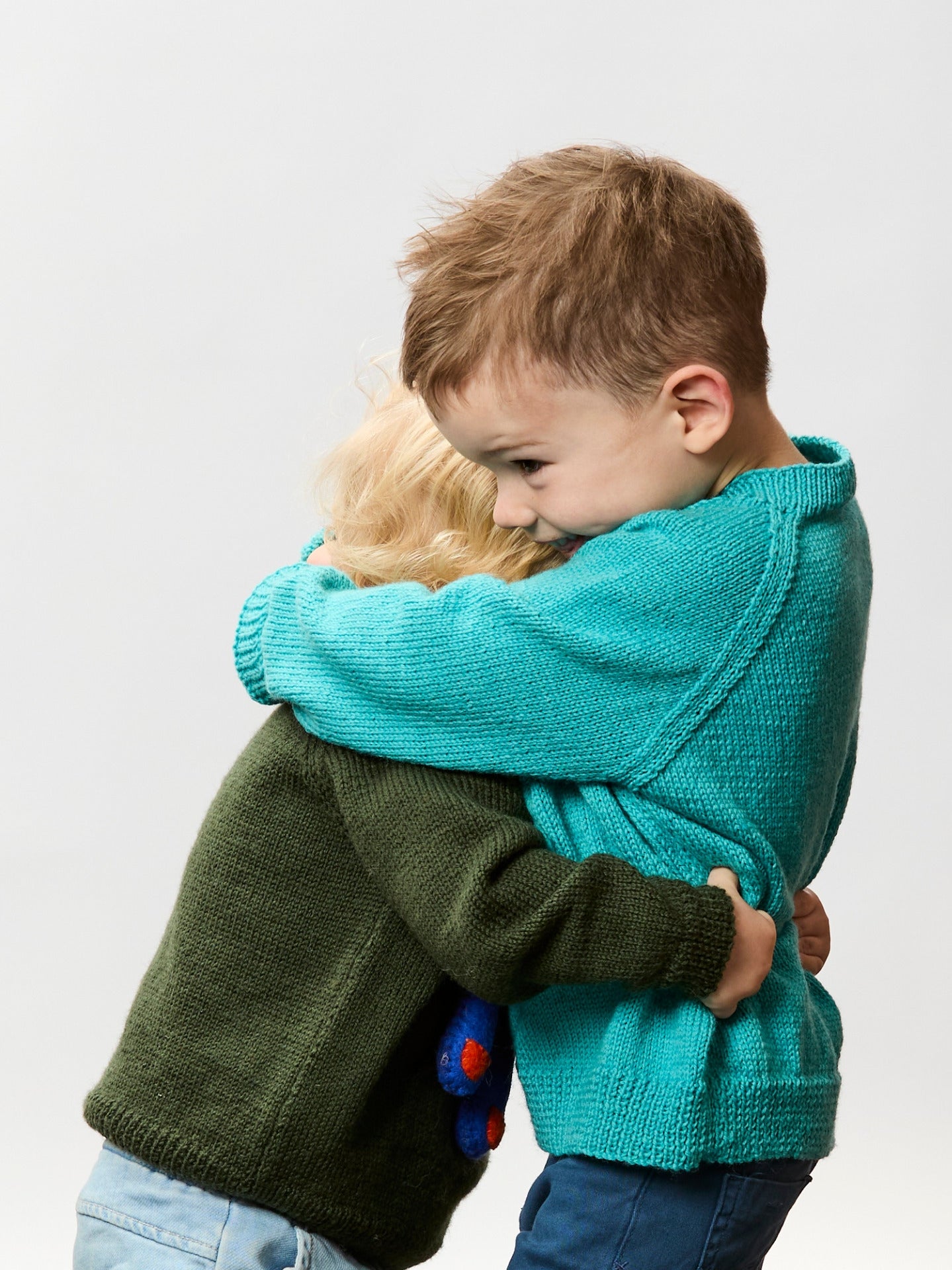 The Macinley Jumper - Kids Knitting Pattern | PT 8686