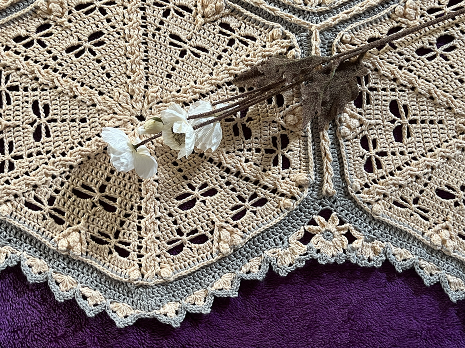 Vintage Dragonfly Masquerade PDF