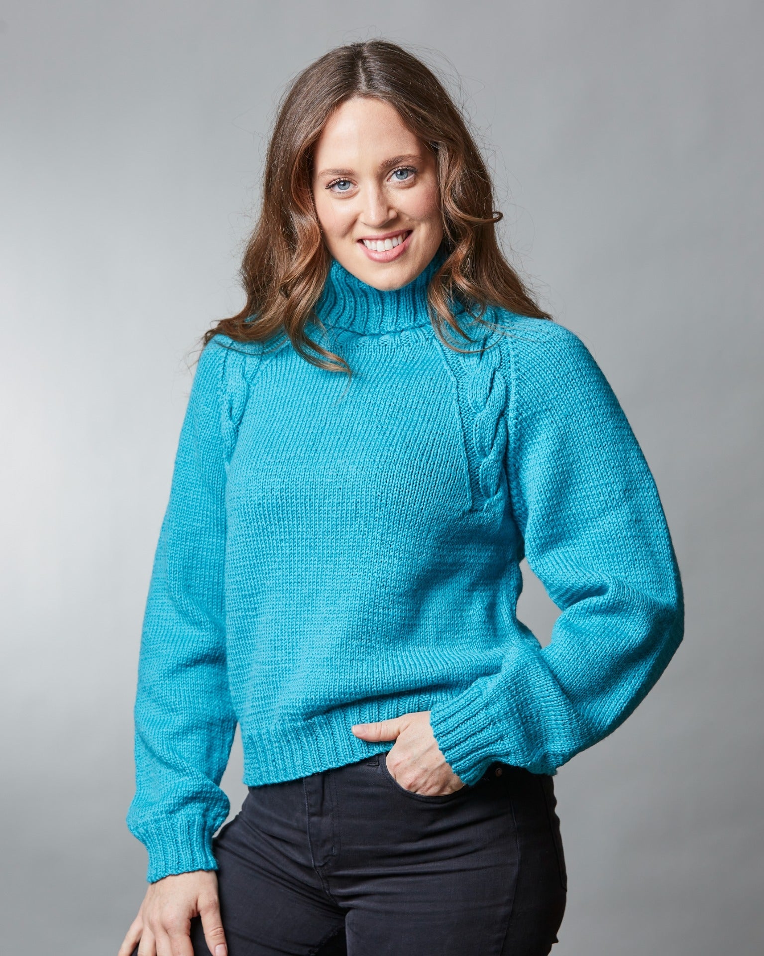 PT 8576 - Cabled Raglan Sleeve Jumper - Knitting Pattern