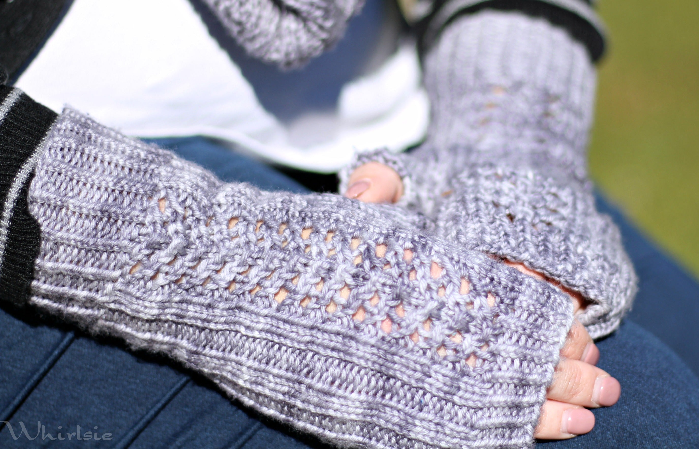 Raspberry Roses Mitts PDF