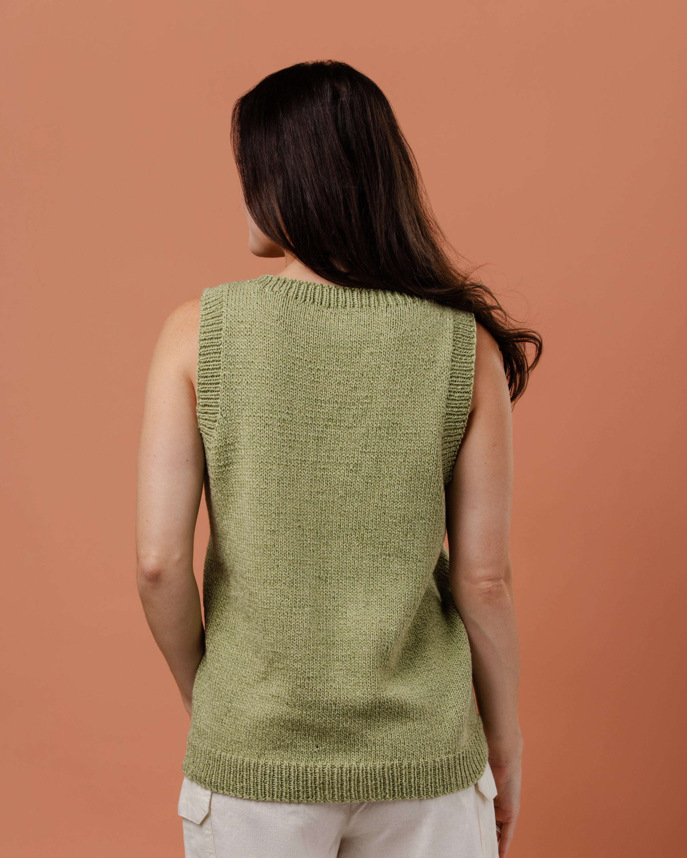 The Ness Vest - Women's Knitting Pattern | PT 8731