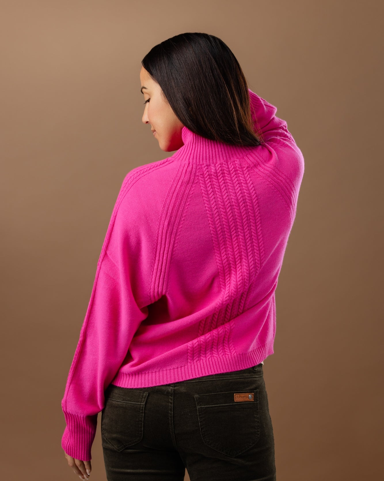 Style DG Funnel Neck Cable Feature Jumper