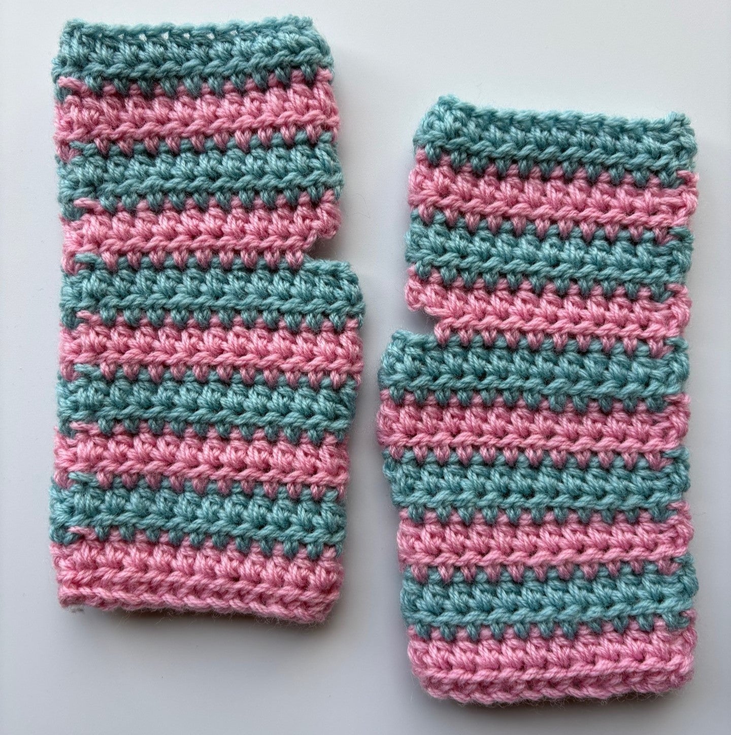 Ladies Crochet Fingerless Gloves
