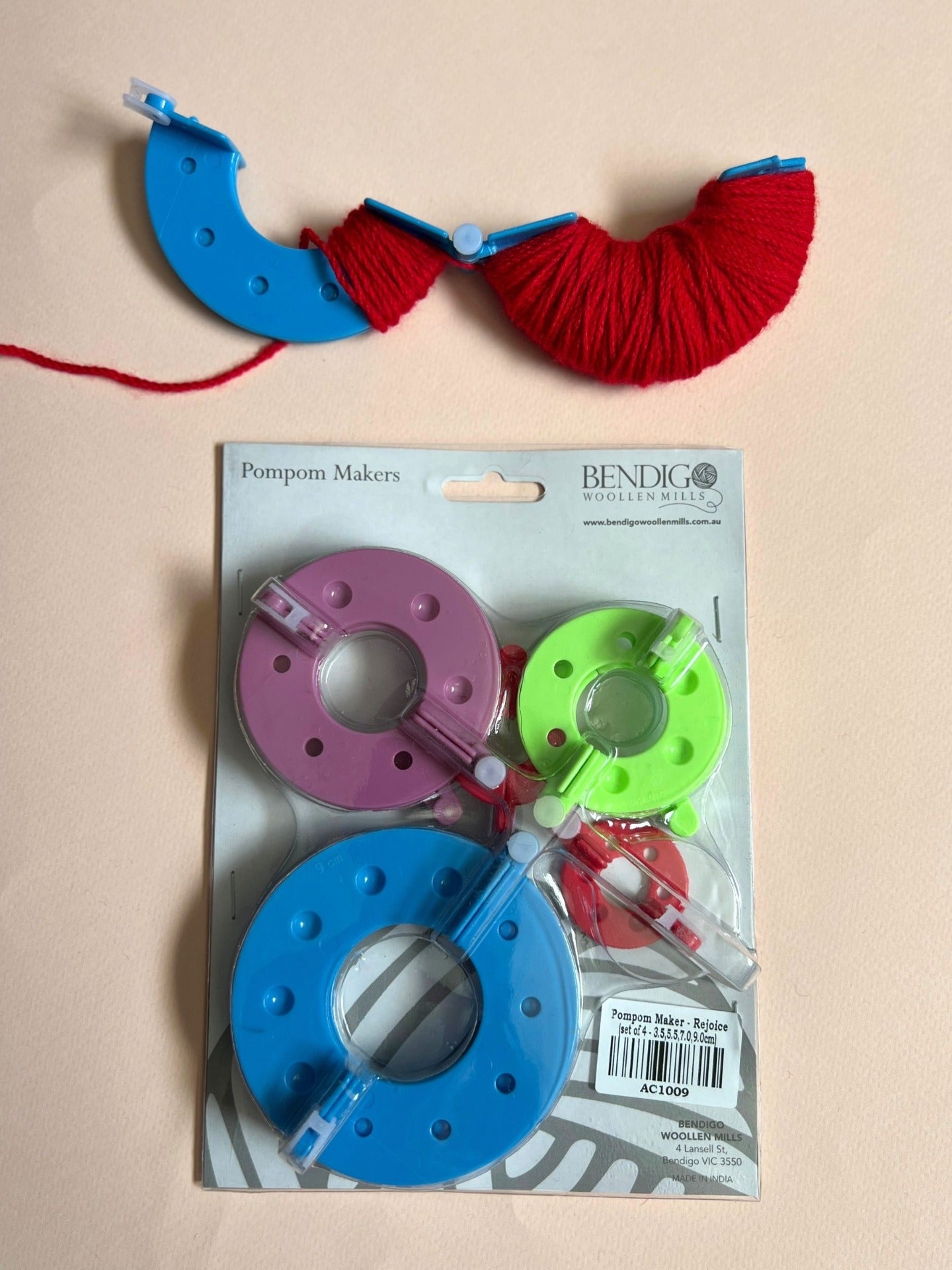 Pom Pom Makers