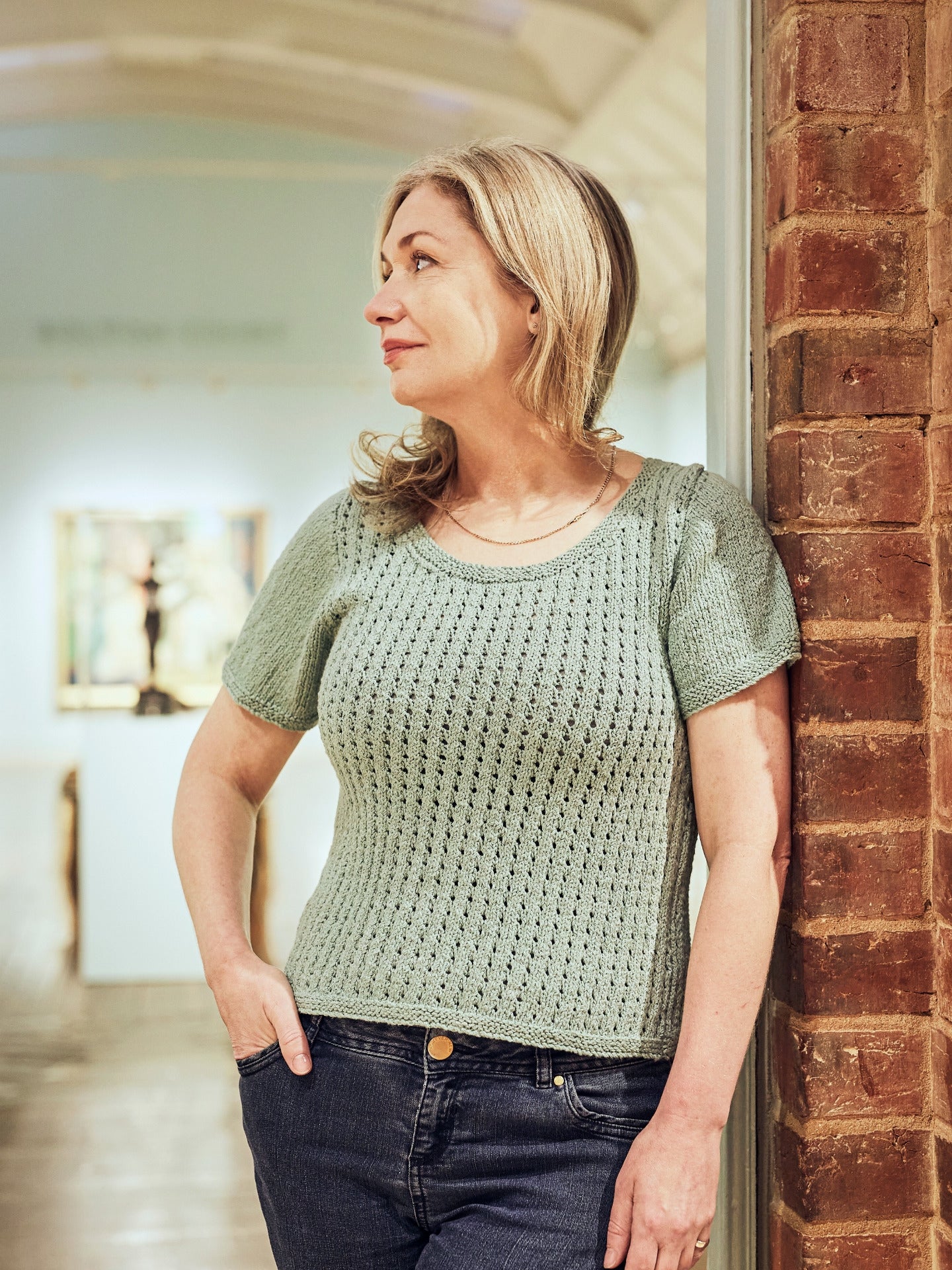 【Bibiy.】ROSIE SHIRT KNIT The Rose Eyelet Tee - Adults Knitting Pattern | PT 8690 – Bendigo