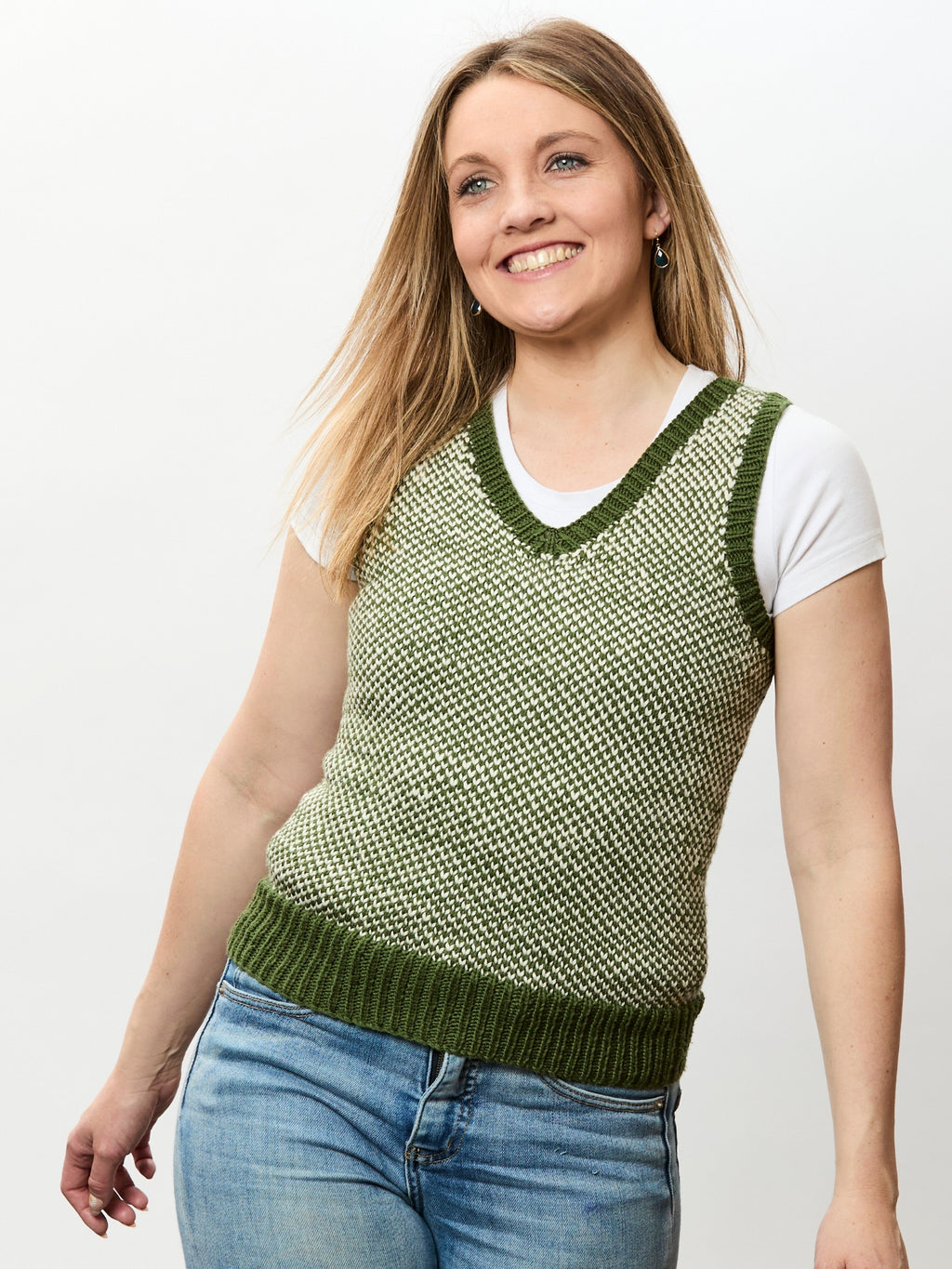 The Ruby Vest - Adults Knitting Pattern | PT 8685