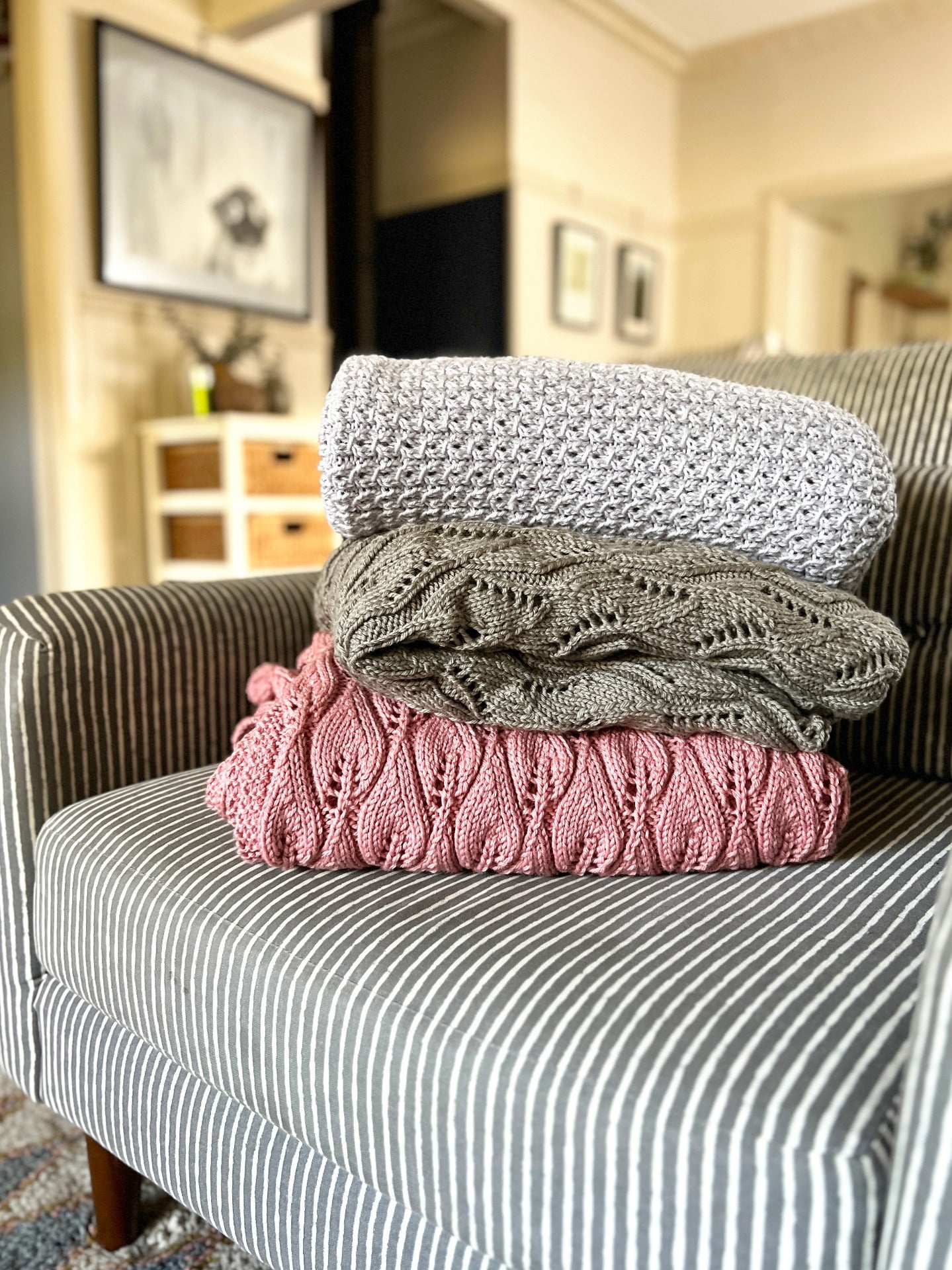 The Three Sisters - Three Blanket Knitting Patterns | PT 8679