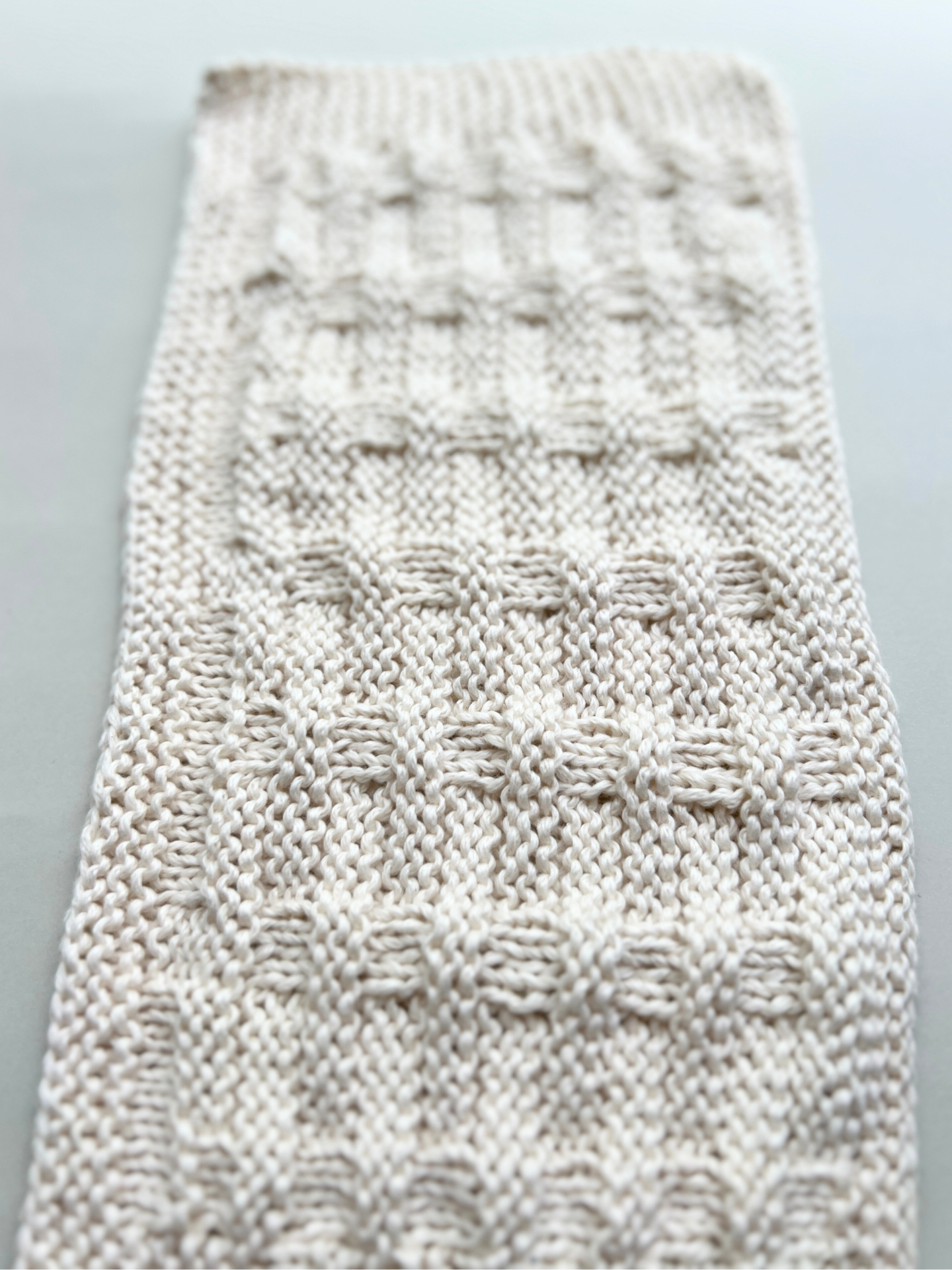 PT 8634 Basket Weave Throw - Knitting Pattern