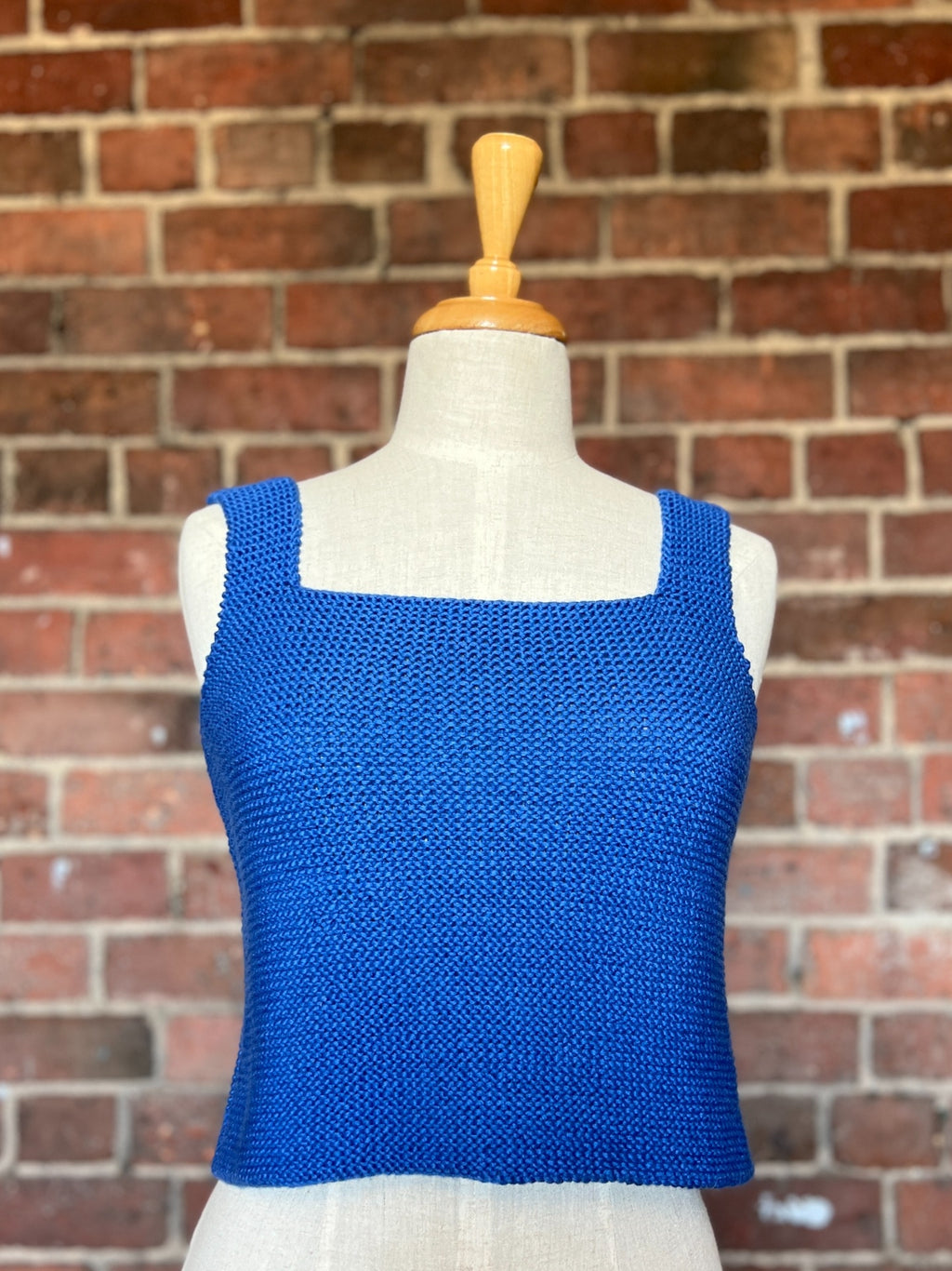 Solstice Singlet - Free Adult Knitting Pattern