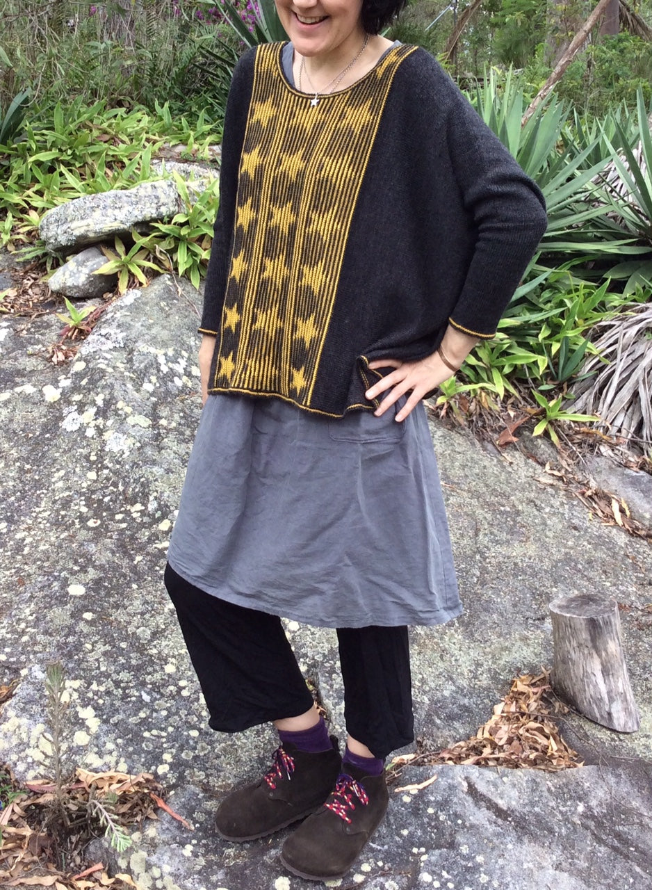 Stars and Stripes Illusion Sweater PDF