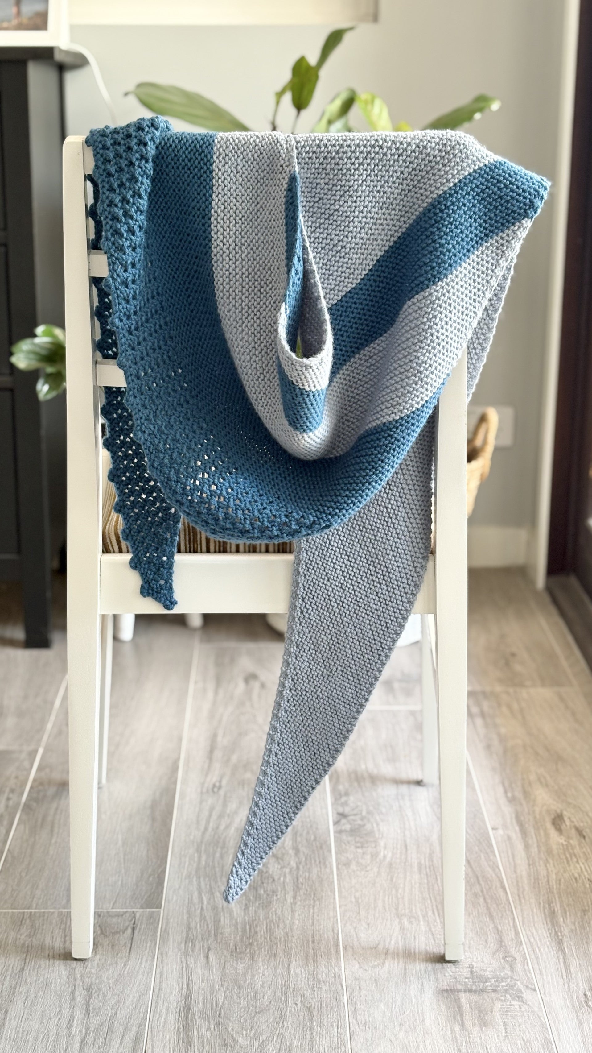 Nicola's Boomerang Scarf PDF