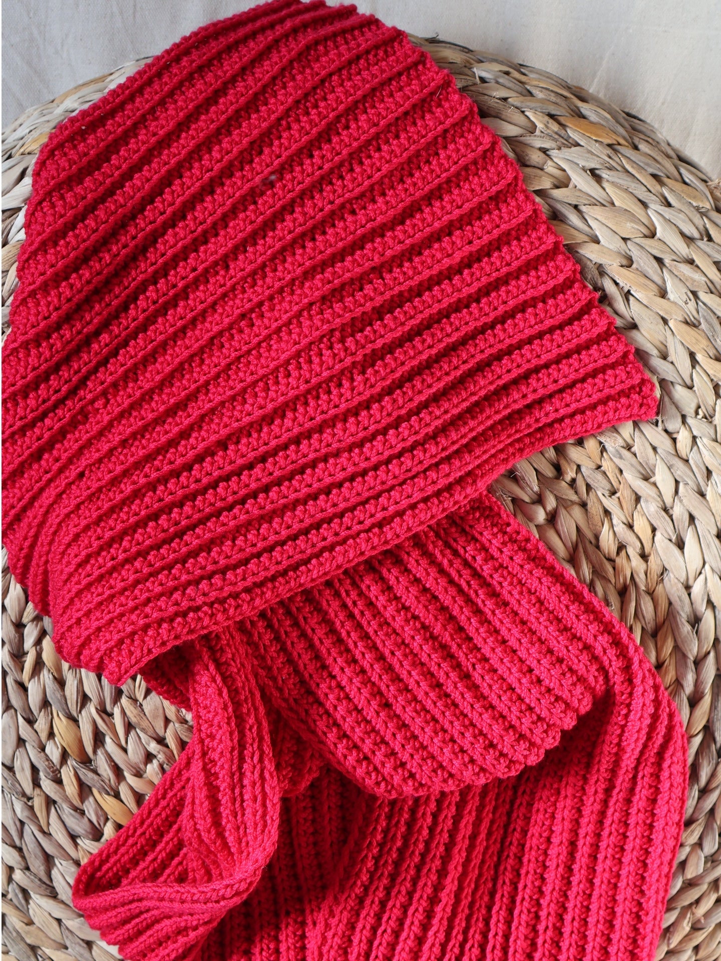 PT 8664 Snuggly Scarf - Knitting or Crochet Pattern